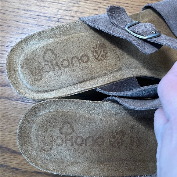 Yokono Wedge Sandals Taupe Brown Leather Sandals Size 9 - Picture 9 of 14